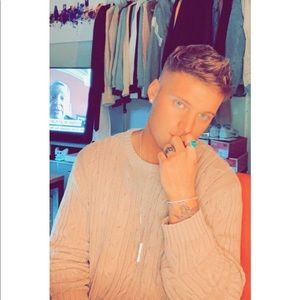 Meet your Posher, Ryan